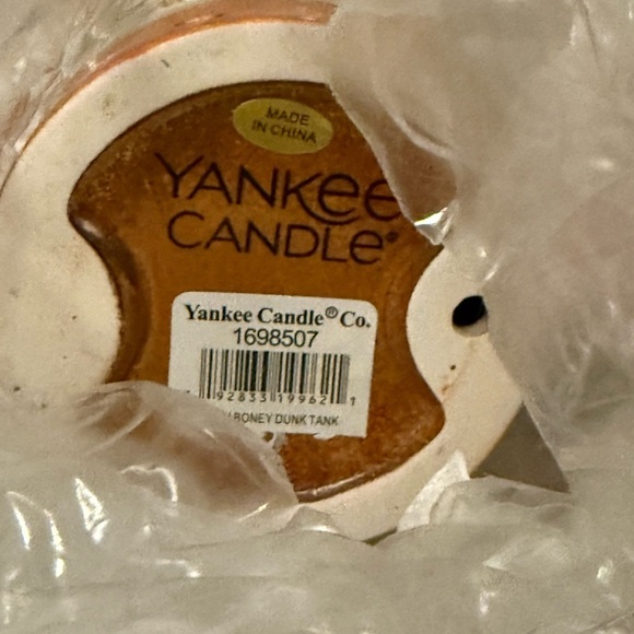 Boney Bunch Dunk Tank by Yankee Candle 2021 Series - Picture 8 of 10